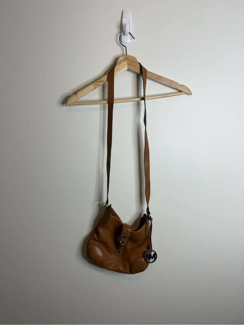 Michael Kors Tan Leather Shoulder Bag crossbody western brown